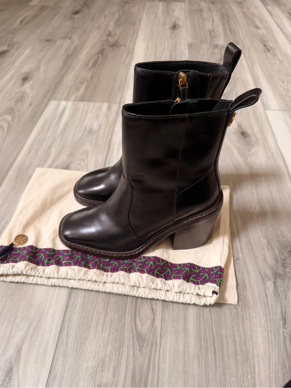 Tory Burch Sierra Black Leather Block Heel Ankle Boots Booties Size 6